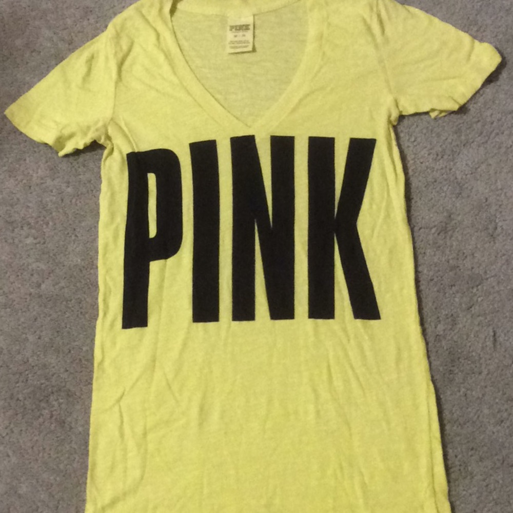 Woman Victoria’s Secret/Pink T-shirt size X-small